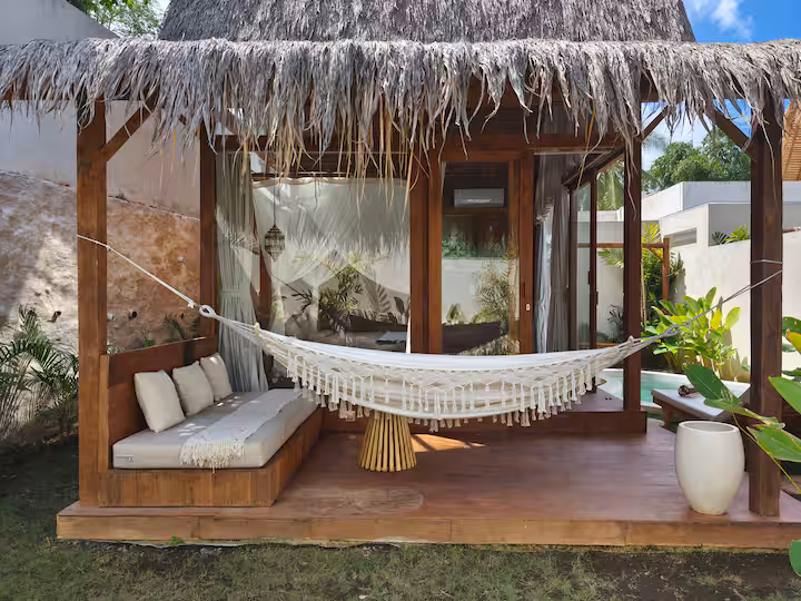 Villa One — photo 1